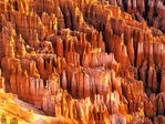 Hoodoos_Formations,_Bryce_Canyon,_Utah.jpg